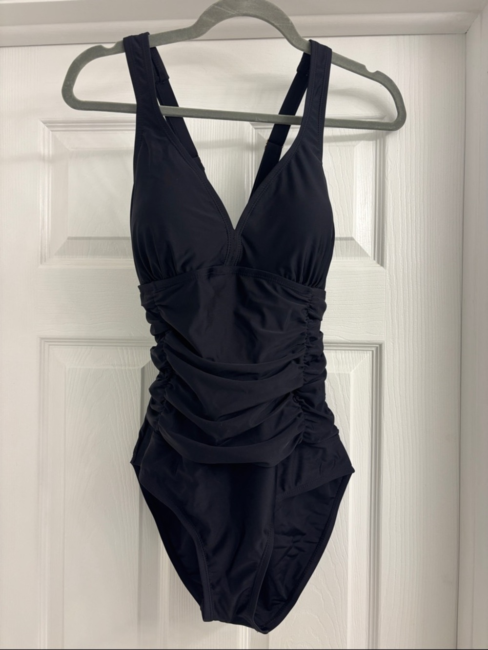 Jantzen One Piece Swimsuit in Black Size M